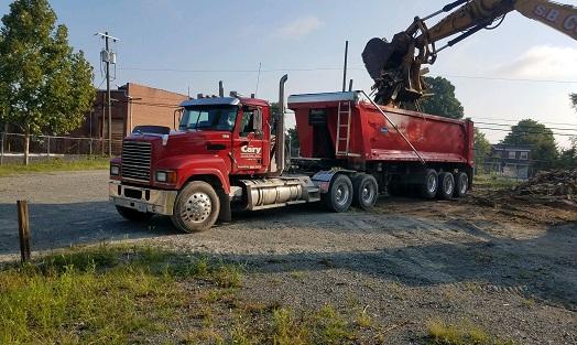 Demolition Hauling - Img 3