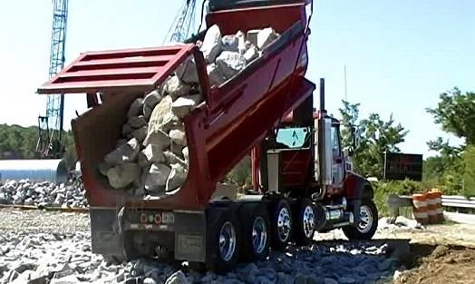 Gravel Hauling - Img 3