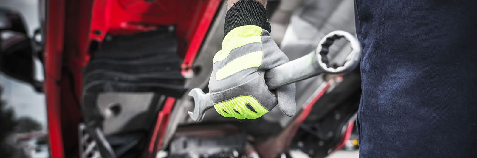 hero for Diesel Mechanic - $2,500 sign on bonus