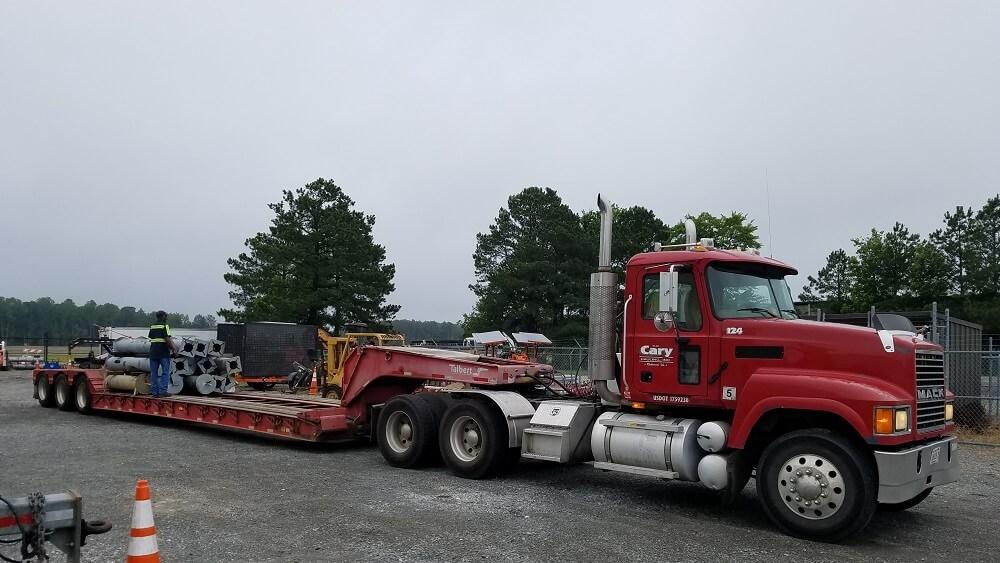 Tractor lowboy 1 1000x563